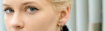 tragus piercing