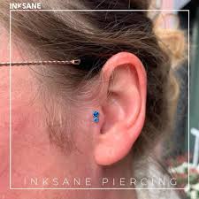 Alles over de tragus piercing in het oor: stijlvol en subtiel