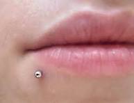 Alles over Lip Piercing: Stijlvolle Versiering voor je Lippen