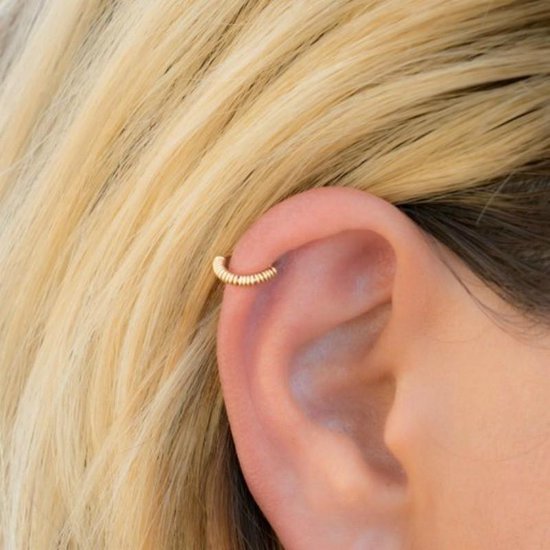 Stijlvolle cartilage piercing kopen: Jouw gids naar kraakbeenverfraaiing