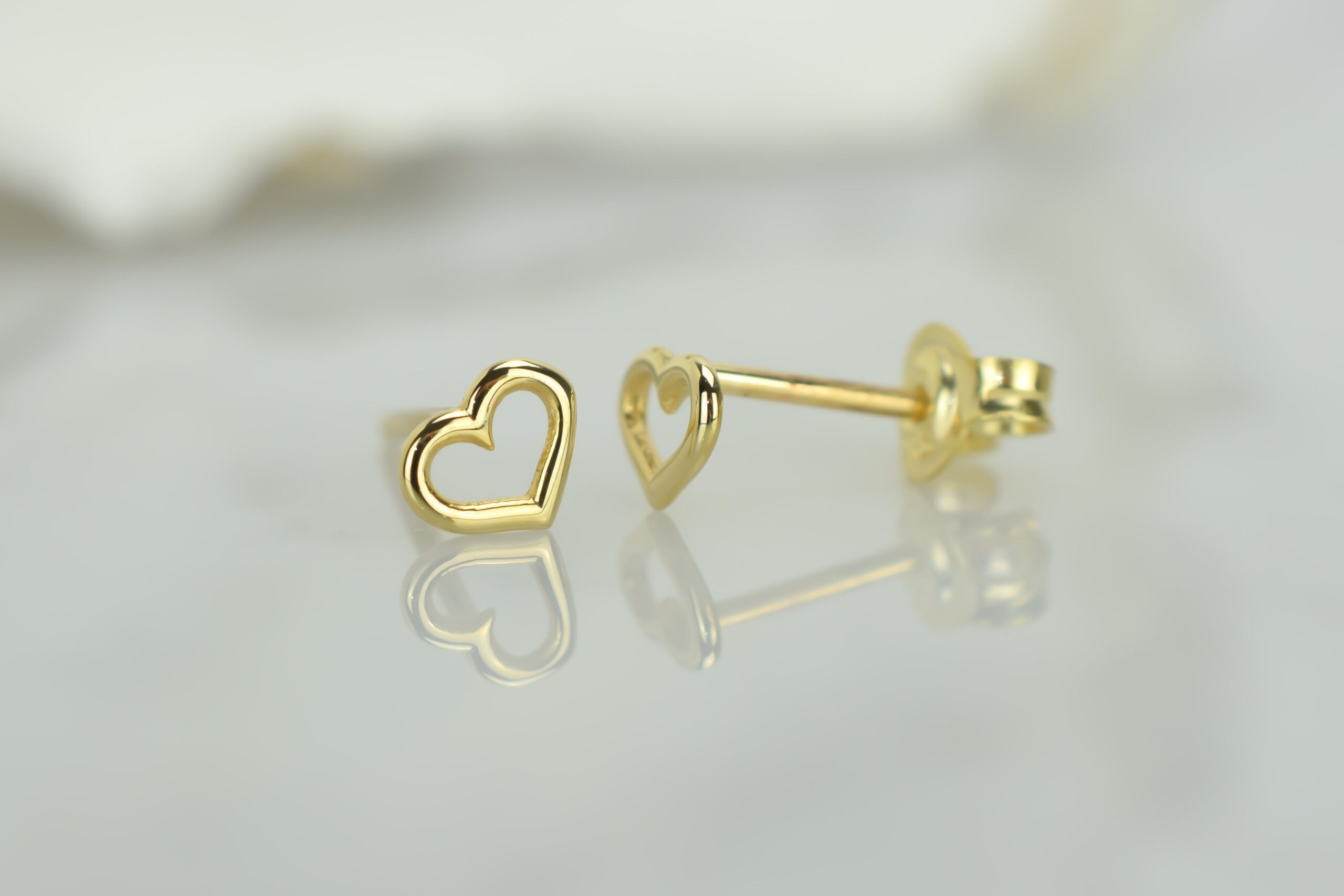 Stijlvolle Gouden Oorbellen voor Kinderen: Laat Jouw Kleintjes Stralen!