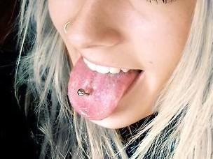 De Kosten van een Tongpiercing: Wat Kost het Laten Zetten van een Tongpiercing?