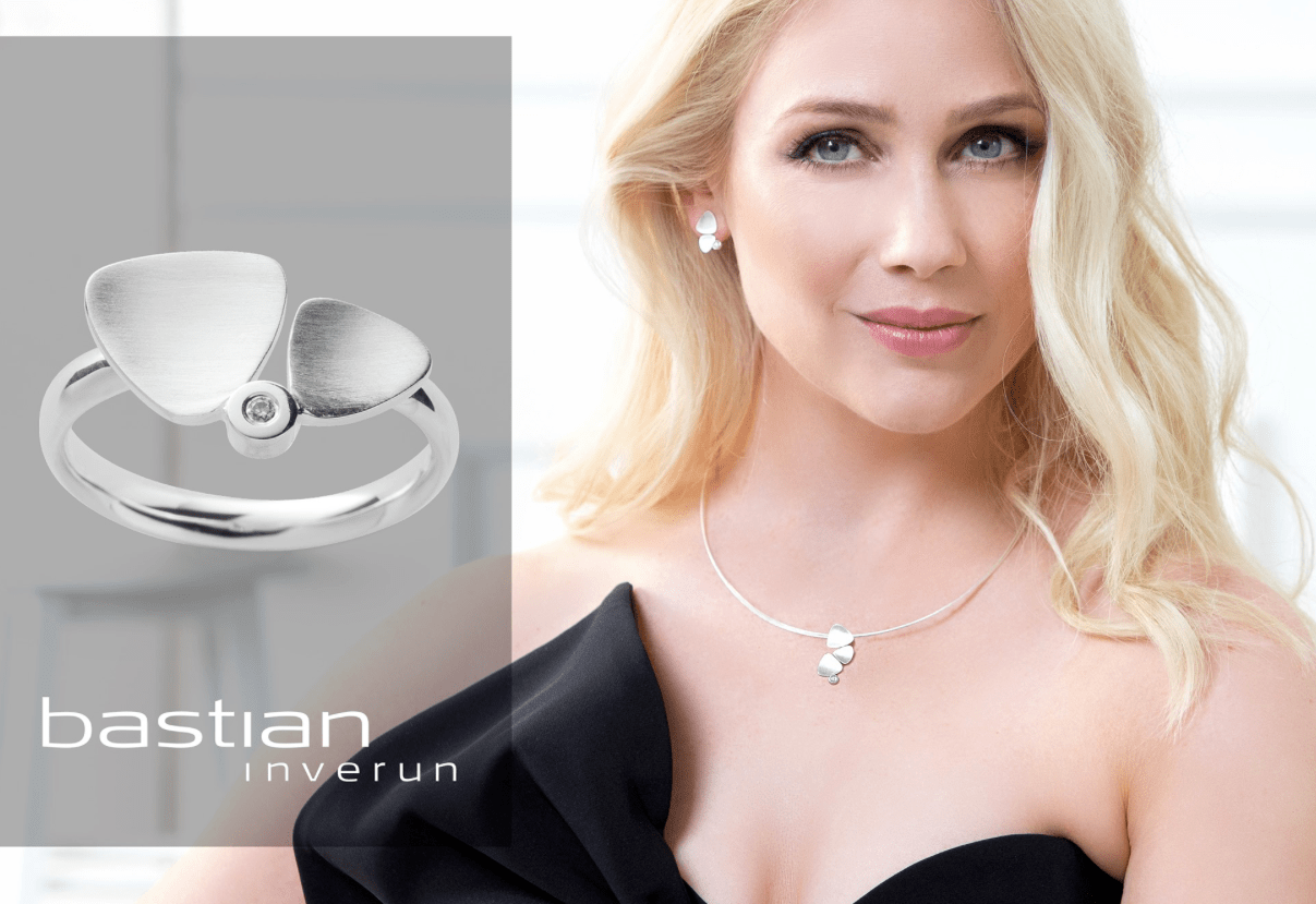 Tijdloze Elegantie: Dames Sieraden van Zilver