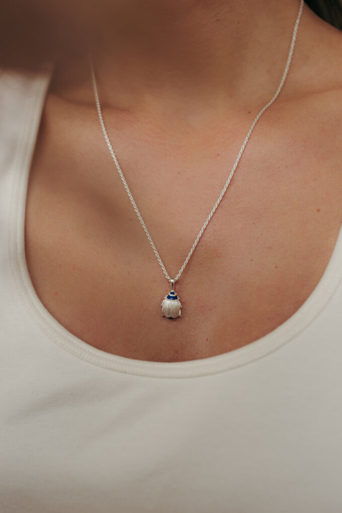 Hanger zilver: tijdloze elegantie voor elke stijl
