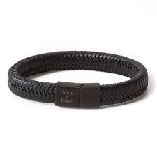 Zwarte armband heren: stijlvol accessoire voor elke gelegenheid